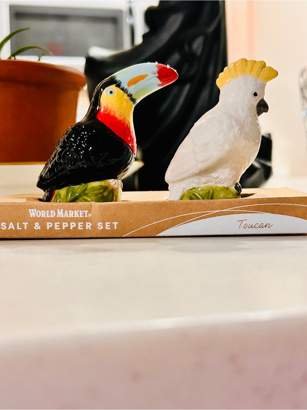 World Market Ceramic Toucan Salt & Pepper Shakers - Multicolor New